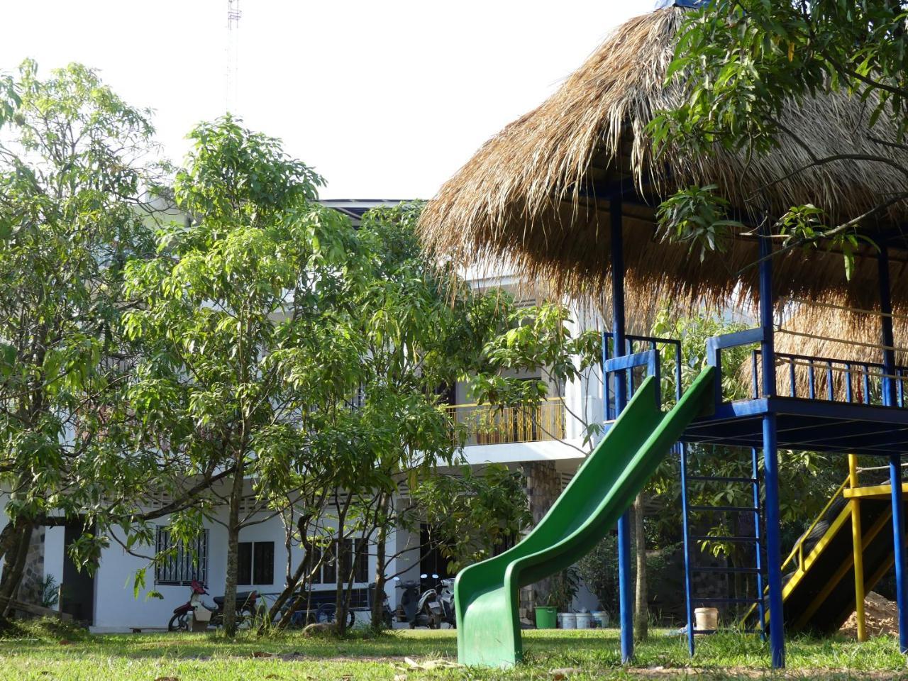 The Playground Bed & Breakfast Kampot Ngoại thất bức ảnh