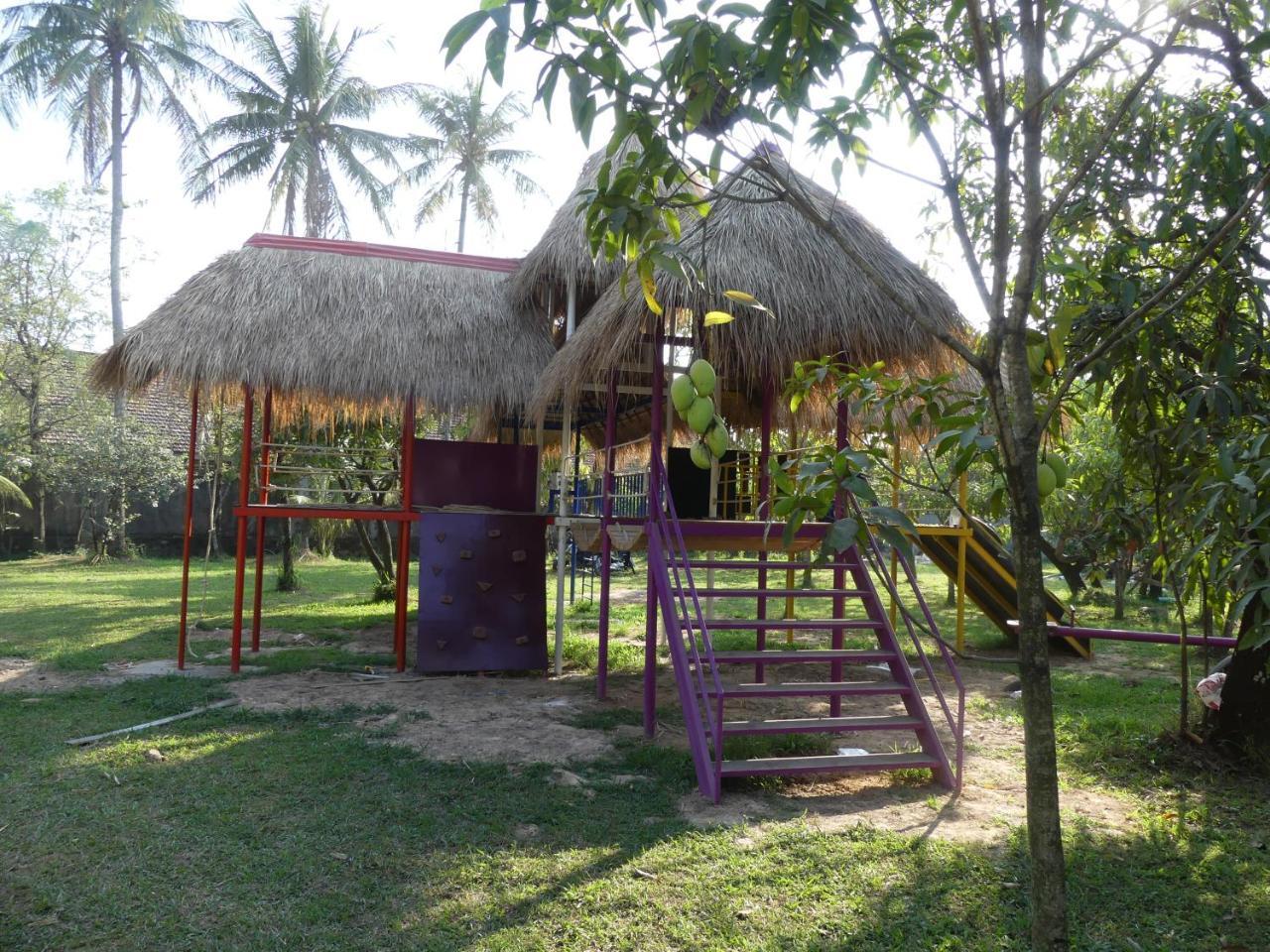 The Playground Bed & Breakfast Kampot Ngoại thất bức ảnh