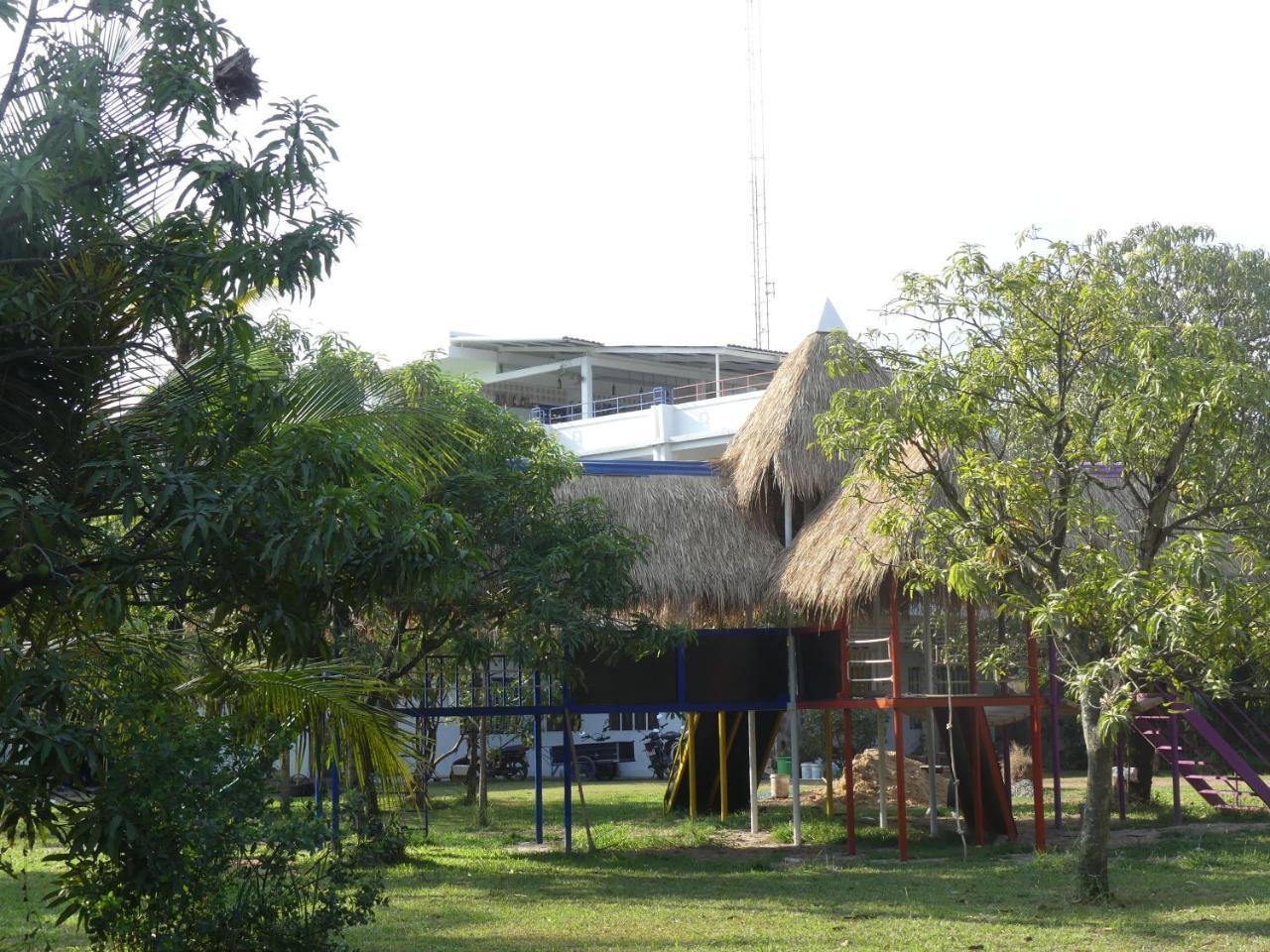 The Playground Bed & Breakfast Kampot Ngoại thất bức ảnh