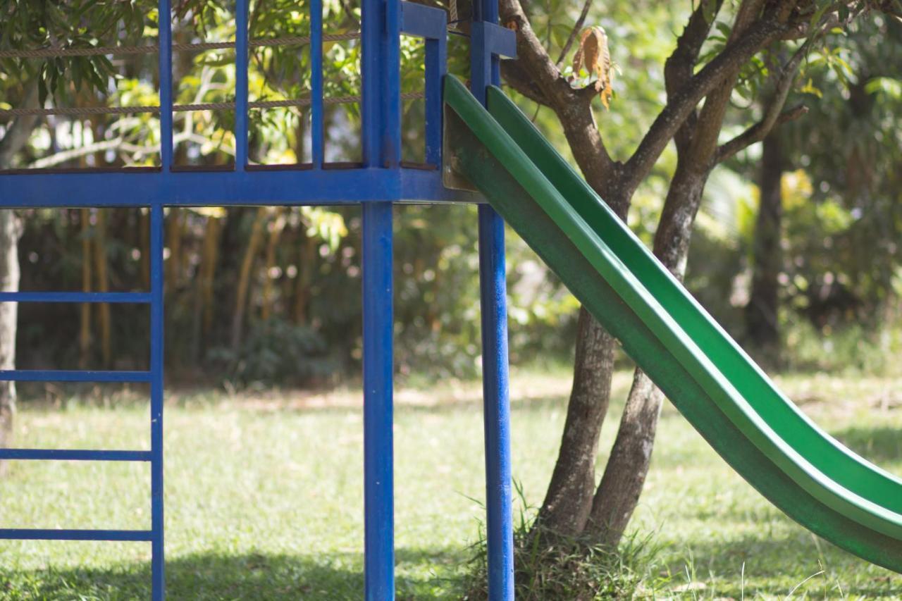 The Playground Bed & Breakfast Kampot Ngoại thất bức ảnh