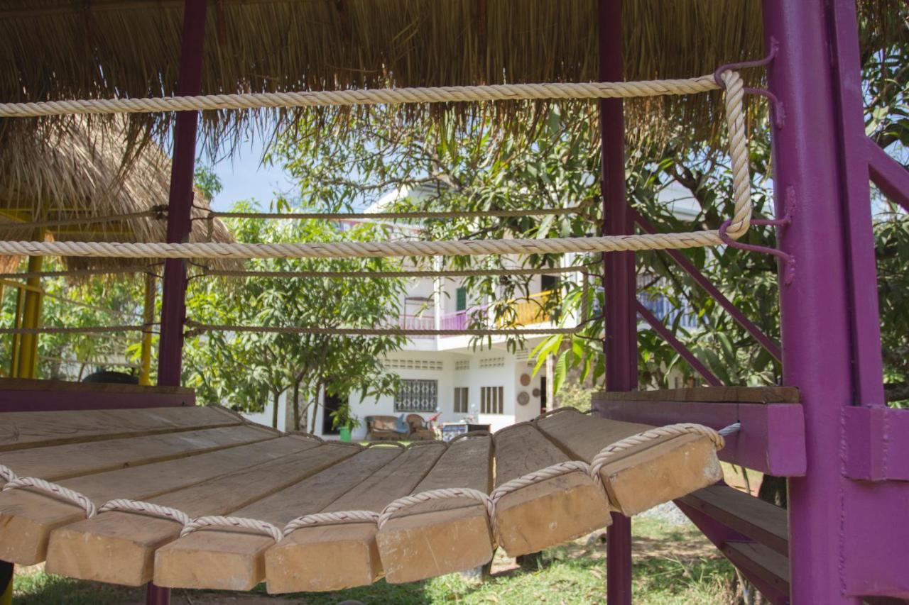 The Playground Bed & Breakfast Kampot Ngoại thất bức ảnh