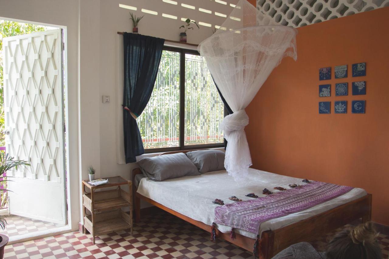 The Playground Bed & Breakfast Kampot Ngoại thất bức ảnh